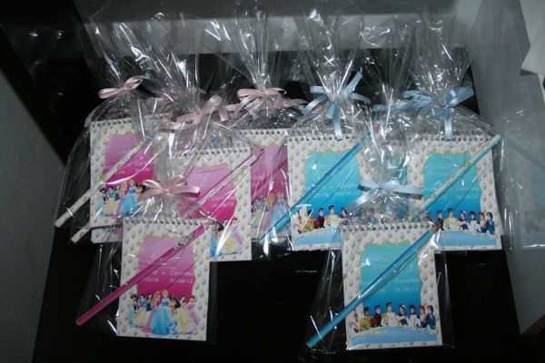 Caderninho com lápis personalizado - 30 folhas brancas
